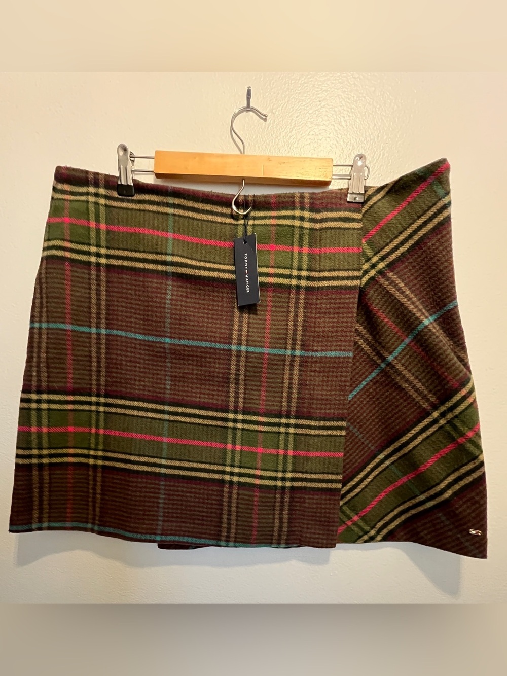 Tommy Hilfiger Brown Plaid Mini Skirt with Green, Pink & Blue Stripes New 18